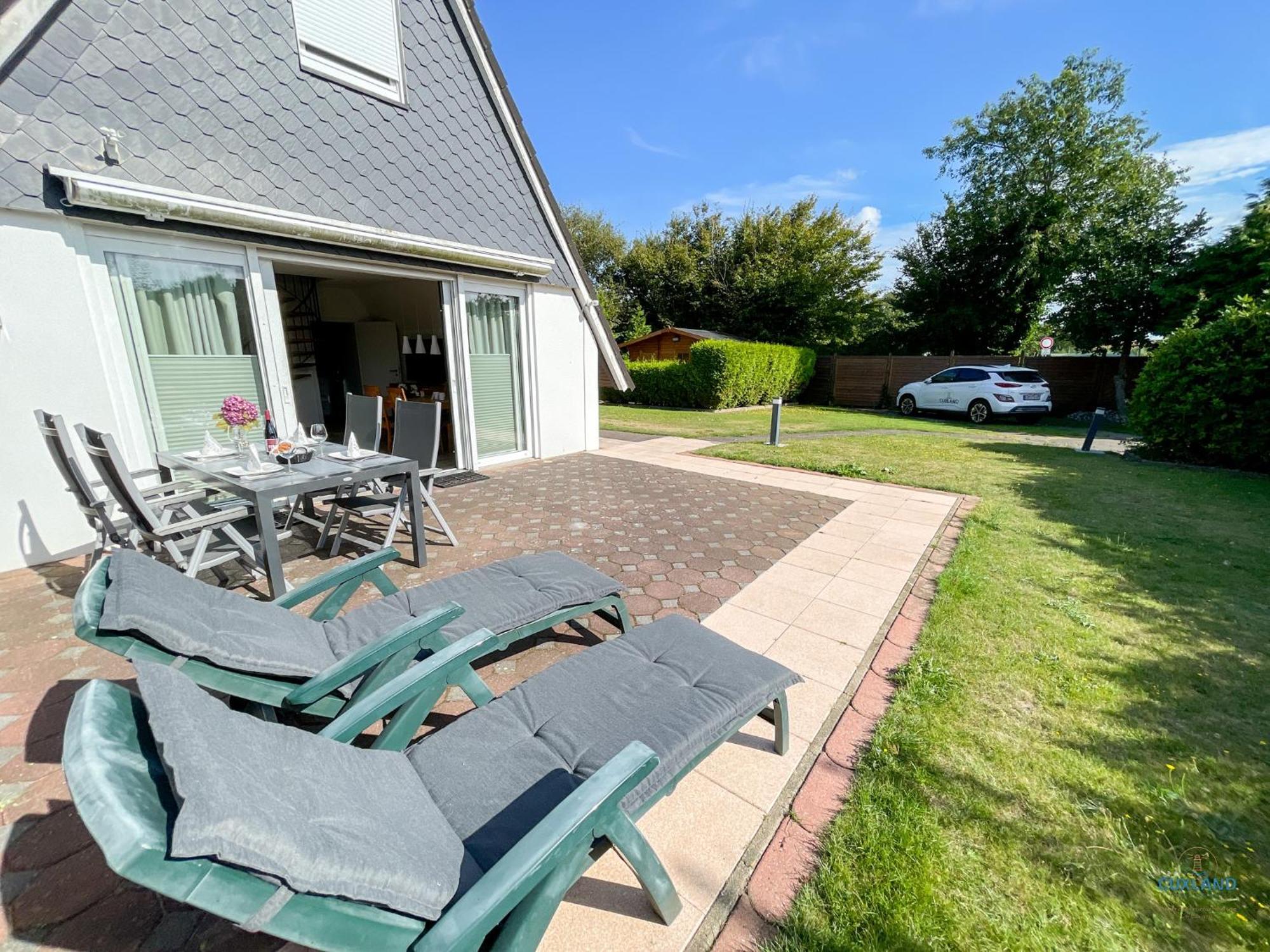 Kampweg 15 *